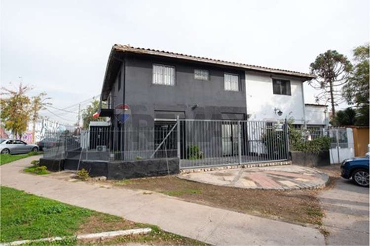 Propiedad comercial en avenida macul - Imagen 2