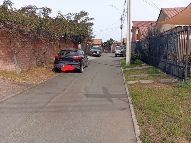 ACOGEDORA Y AMPLIA EN LAS LOMAS DEL MILAGRO - Imagen 3