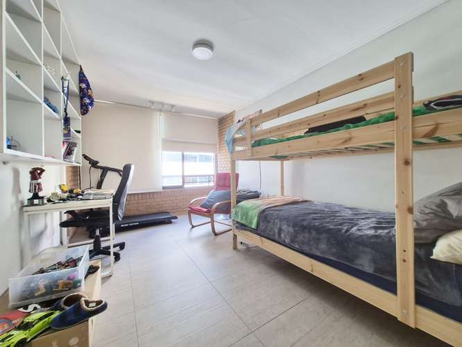 SE VENDE AMPLIO DEPTO EL GOLF 2 DORM, 2 BAÑOS SERVICIOS - Imagen 16