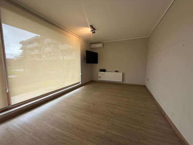 EN VENTA MODERNO DEPARTAMENTO EN EDIFICIO PEÑON ORIENTE