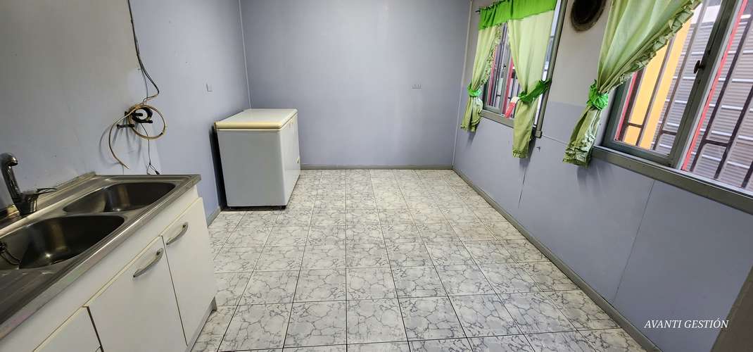 CASA EN VENTA PARA USO COMERCIAL EN SECTOR MIRAMAR - Imagen 12