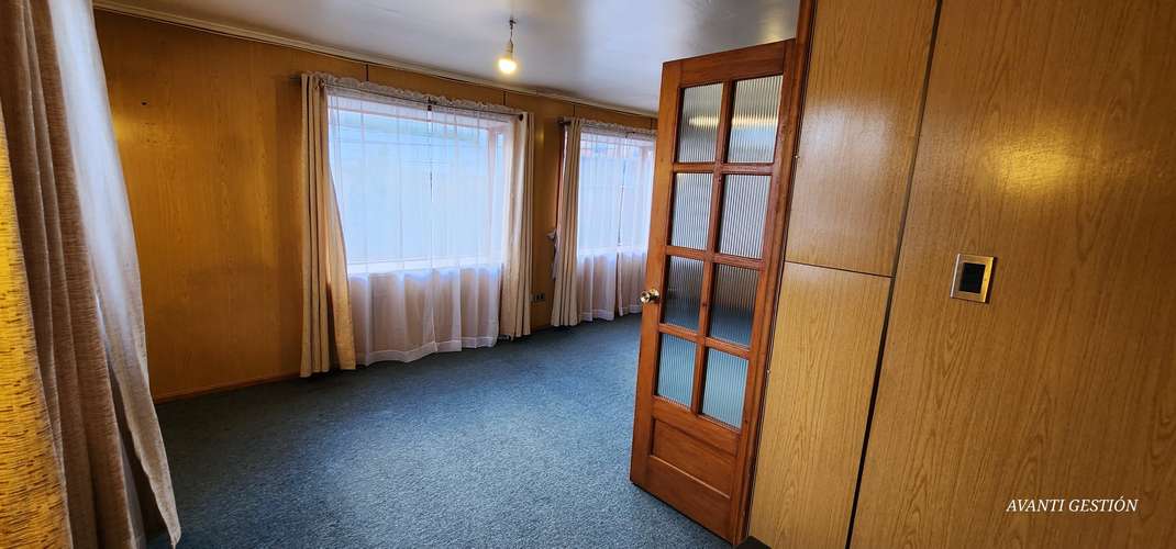 CASA EN VENTA PARA USO COMERCIAL EN SECTOR MIRAMAR - Imagen 2