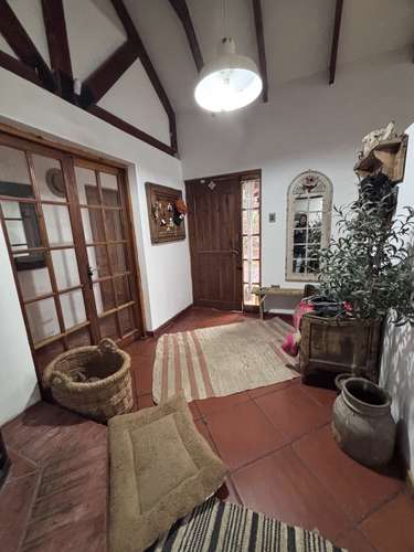 VENTA DE CASA DE CAMPO CON PISCINA, QUINCHO Y 4 DORMITORIOS - Imagen 7