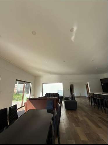 ESPECTACULAR PARCELA CON CASA MODERNA DE 5 D, 5 B EL MONTE - Imagen 7