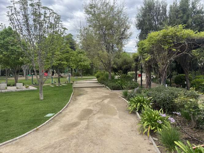 CASA FAMILIAR EN VENTA EN EXCLUSIVO SECTOR DE CHAMISERO - Imagen 28