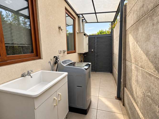 CASA FAMILIAR EN VENTA EN EXCLUSIVO SECTOR DE CHAMISERO - Imagen 9