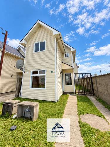 VENTA HERMOSA CASA 3D2B EN CONDOMINIO VILLA TEPUAL