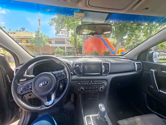 SE VENDE KIA SPORTAGE 2018 EN EXCELENTE ESTADO - Imagen 9