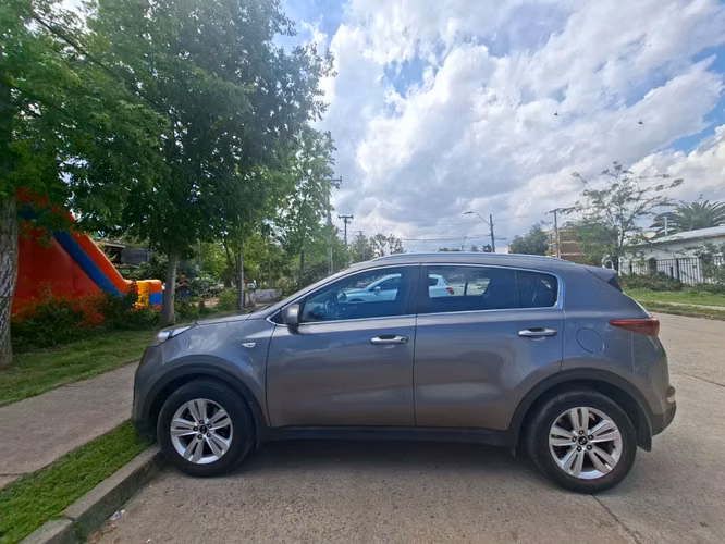SE VENDE KIA SPORTAGE 2018 EN EXCELENTE ESTADO - Imagen 6