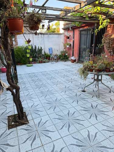 CASA 4 DORMITORIOS PARA REMODELAR - Imagen 2