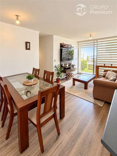 Departamento en Montemar: 3D/2B luminoso, piscina y quincho