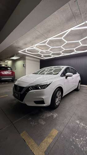 Nissan Versa SENSE 1,6 2021