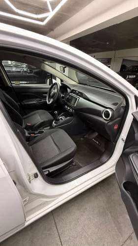 Nissan Versa SENSE 1,6 2021 - Imagen 8