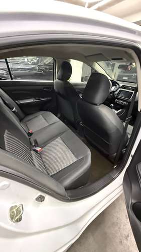 Nissan Versa SENSE 1,6 2021 - Imagen 9
