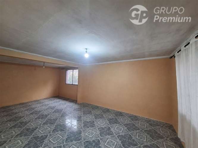 Casa en venta de 3 dorm. 2B 1E amplio terreno en El Bosque - Imagen 2