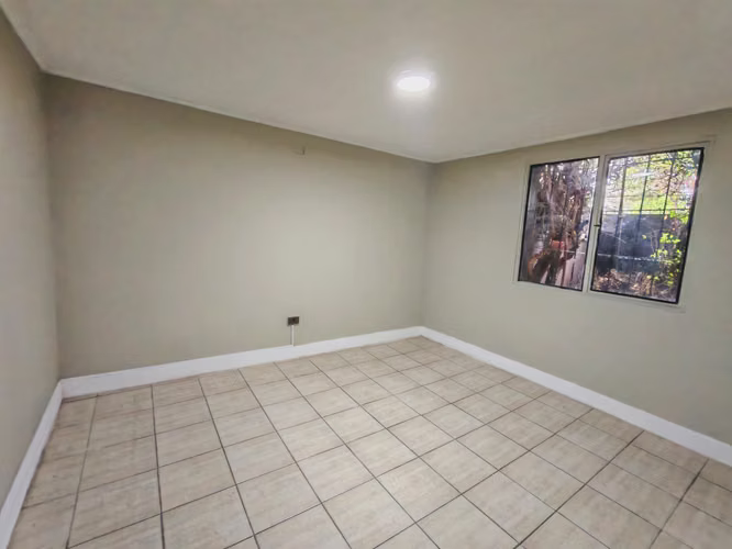 Comoda casa en Renca, cercana a la plaza Renca - Imagen 7
