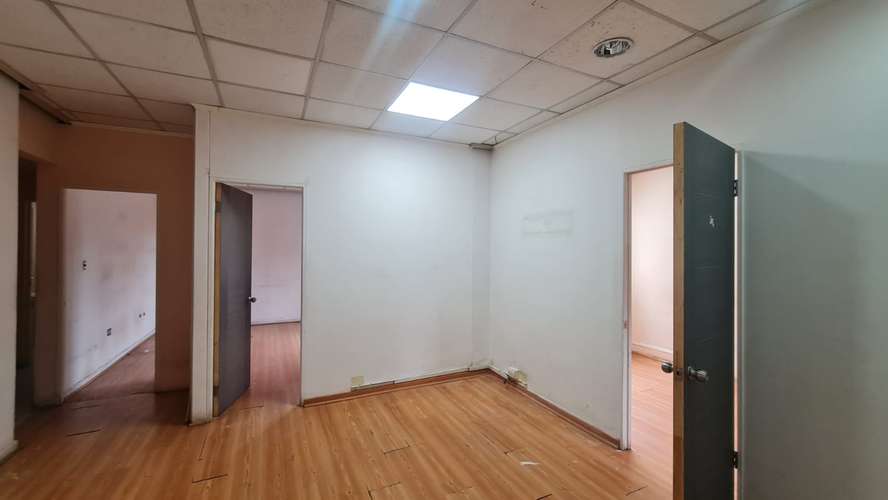 USO COMERCIAL - 3P,2B - 126M2, BARRIO ITALIA - Imagen 7