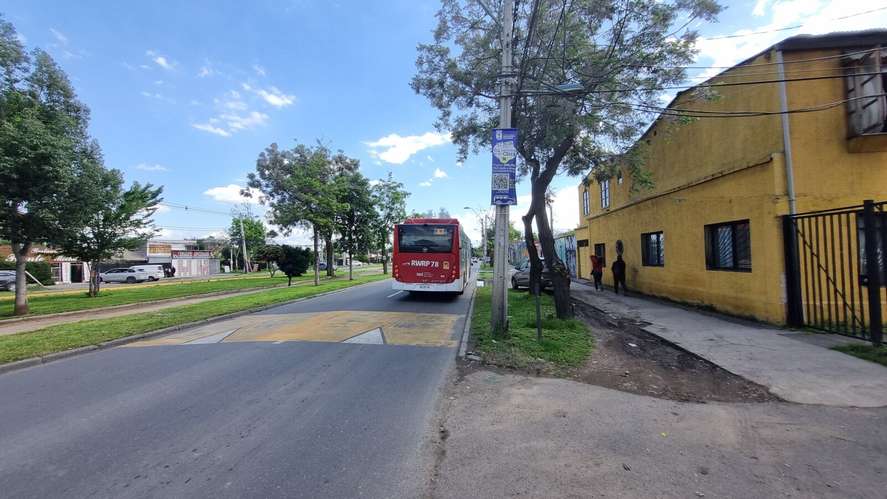Casa 3 dormitorios, Estacionamiento, Metro Las Rejas - Imagen 2
