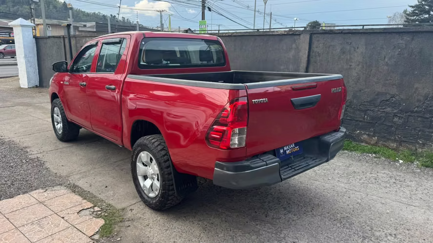 TOYOTA HILUX 4X4 - Imagen 7
