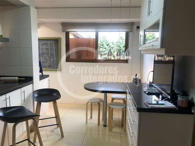 Casa en venta de 5 dorm. en Las Condes - Imagen 12