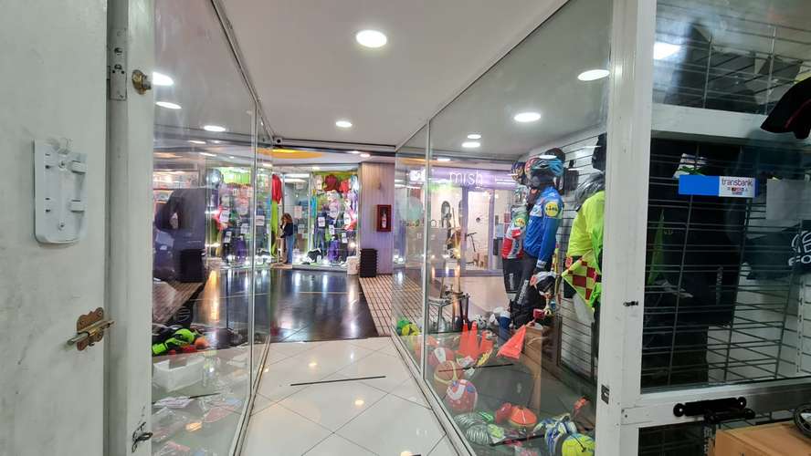 110m2 - Local En Galería Santiago Centro - Imagen 5