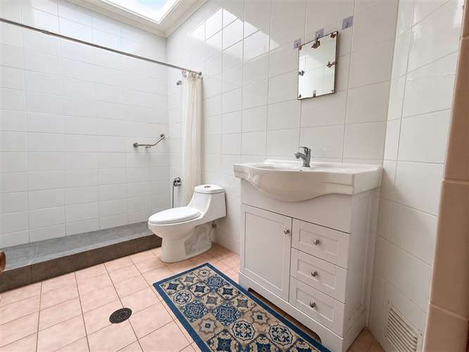 Casa en Venta 4D/2B 194 m Terreno. Av. Sucre, Ñuñoa. - Imagen 12