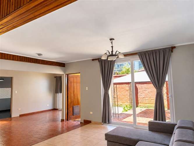 Casa en Venta 4D/2B 194 m Terreno. Av. Sucre, Ñuñoa. - Imagen 6