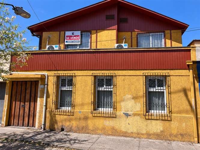 Casa en Venta 4D/2B 194 m Terreno. Av. Sucre, Ñuñoa.