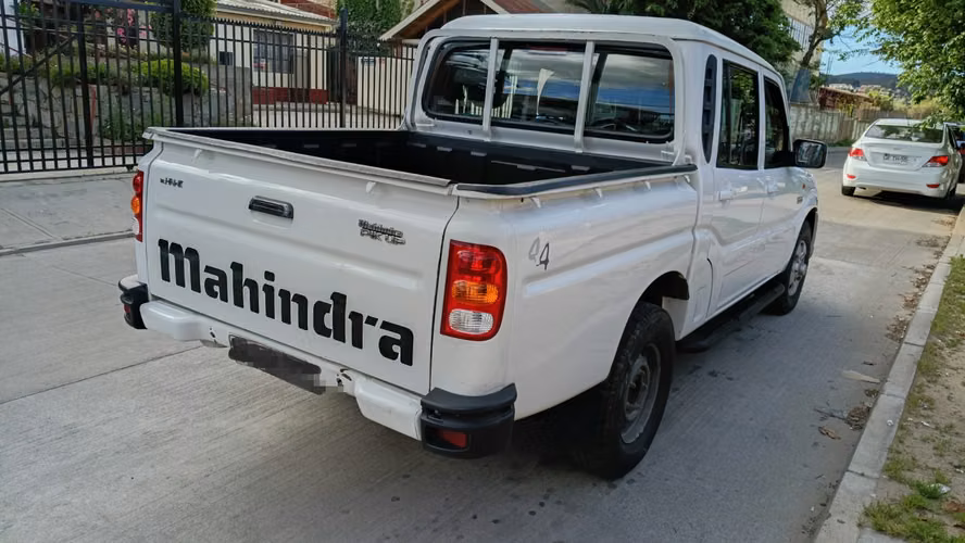 ¡SE VENDE CAMIONETA MAHINDRA!