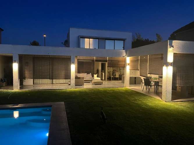 SE ARRIENDA CASA SANTA ELENA CHICUREO - Imagen 1