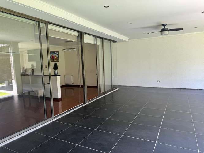 SE ARRIENDA CASA SANTA ELENA CHICUREO - Imagen 9
