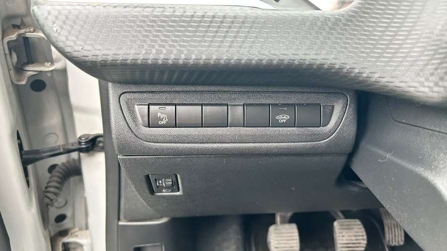 Peugeot 208 1.2 MT (2021) - Imagen 20