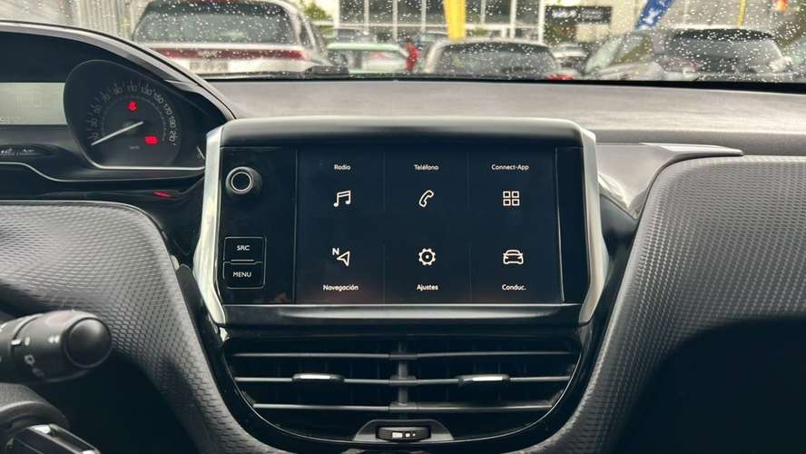 Peugeot 208 1.2 MT (2021) - Imagen 11