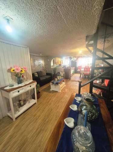 ESPECTACULAR DUPLEX A MINUTOS DE PLAZA DE MAIPÚ - Imagen 10