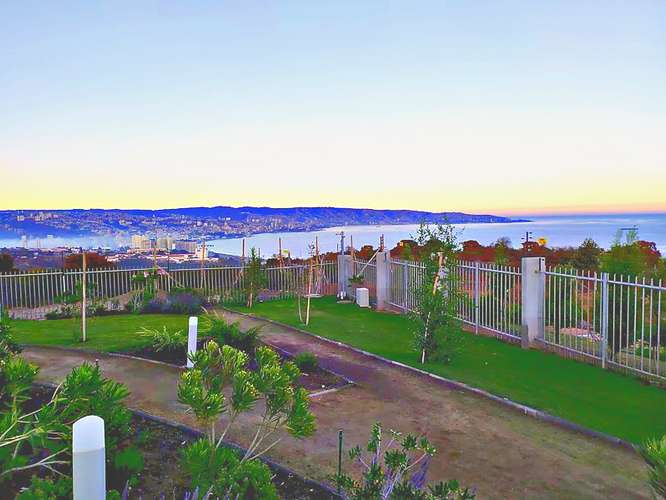 Reñaca: amoblado nuevo 1D en suite, estac. y piscina - Imagen 12