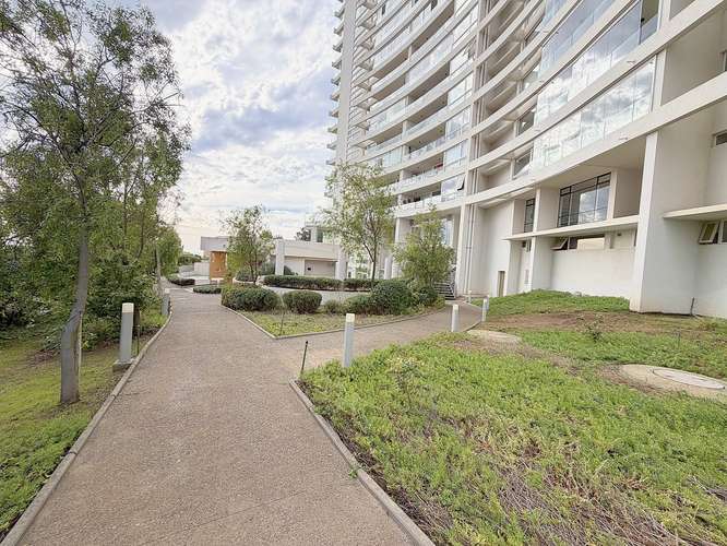 Reñaca: amoblado nuevo 1D en suite, estac. y piscina - Imagen 13