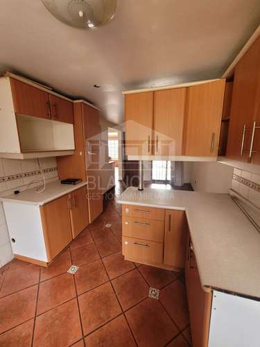 Arriendo Amplia Casa 4d/2b Ciudad Satélite (187777) - Imagen 10