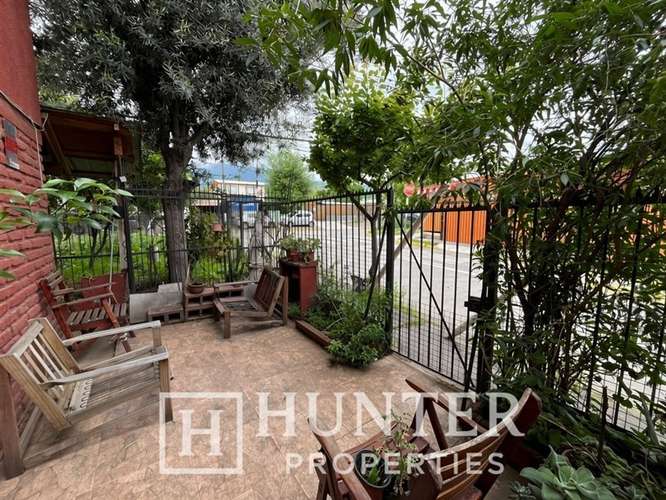 Casa en venta de 5 dorm. en Peñalolén - Imagen 2