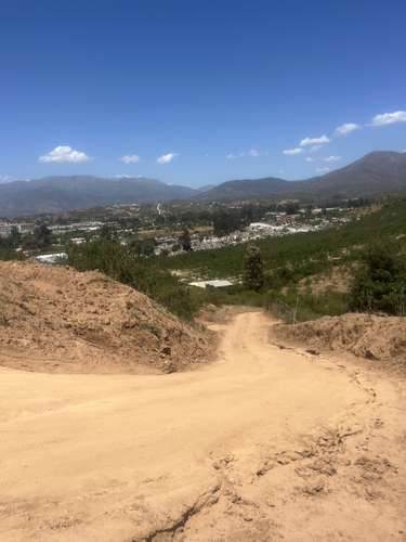 Parcela 5000 m2, vista despejada al valle y ciudad de Limache