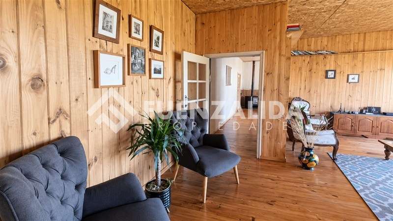 Parcela de 7000m2 Casa Principal y Cabaña en Puerto Varas - Imagen 4