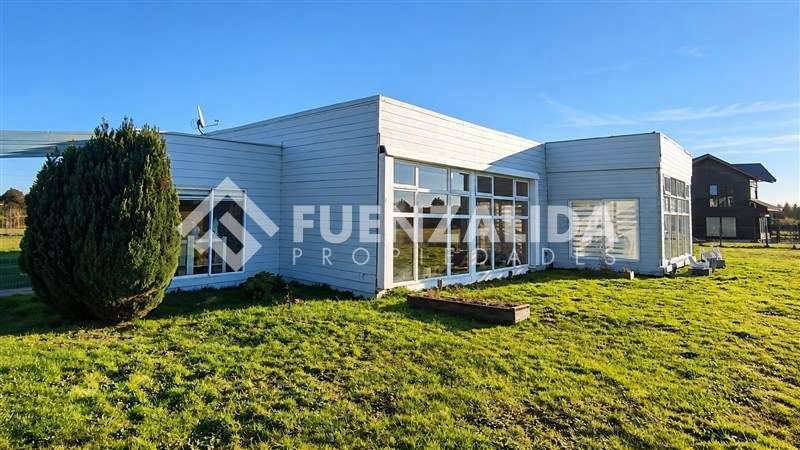 Parcela de 7000m2 Casa Principal y Cabaña en Puerto Varas - Imagen 12