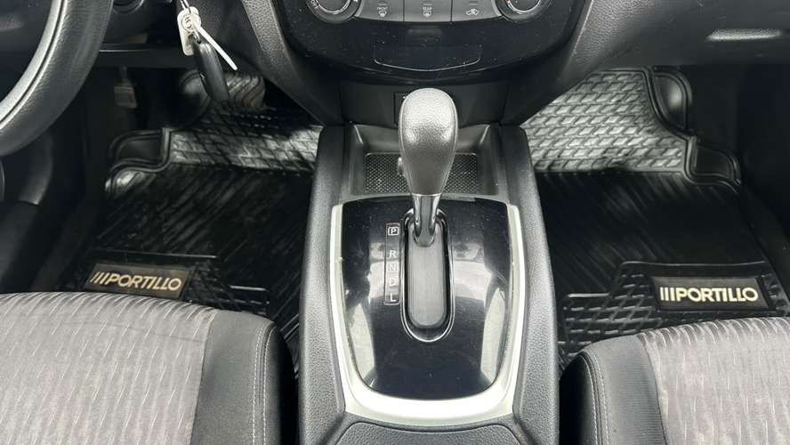 Nissan X-Trail 2.5 T32 4X4 AUT (2018) - Imagen 9