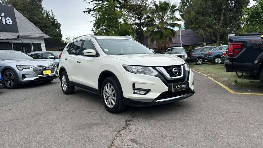 Nissan X-Trail 2.5 T32 4X4 AUT (2018) - Imagen 2