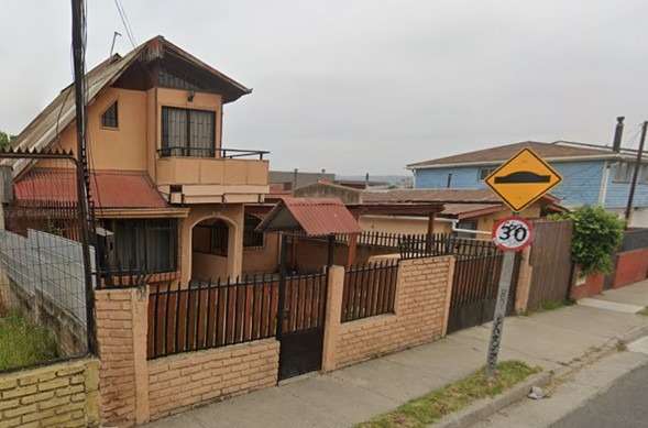 Casa en paradero 11 a pasos del Unimarc de Villa A - Imagen 3