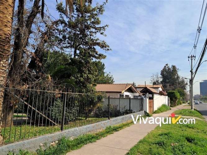 Casa en arriendo de 5 dorm. en La Reina - Imagen 14