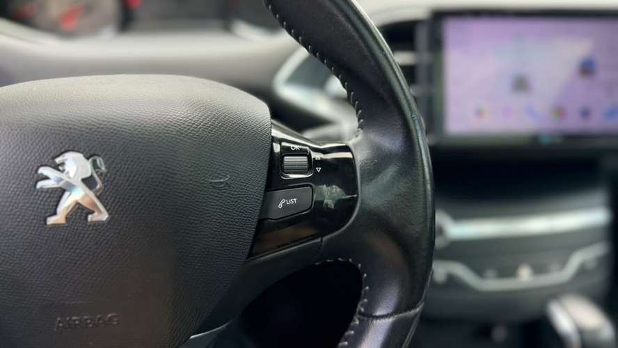 Peugeot 308 1.2 ALLURE PACK PURETECH 130HP AT (2017) - Imagen 17