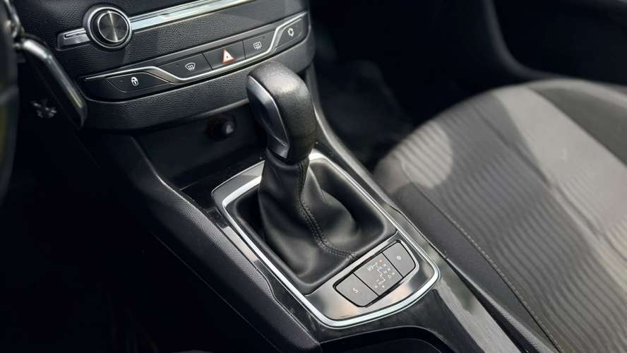 Peugeot 308 1.2 ALLURE PACK PURETECH 130HP AT (2017) - Imagen 14