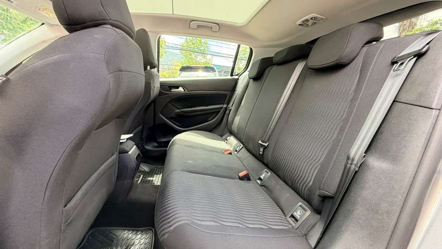 Peugeot 308 1.2 ALLURE PACK PURETECH 130HP AT (2017) - Imagen 11