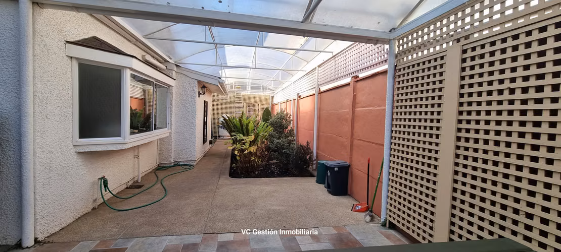 En venta casa ubicada en un sector privilegiado de Concón, tranquilo, residencial. - Imagen 16