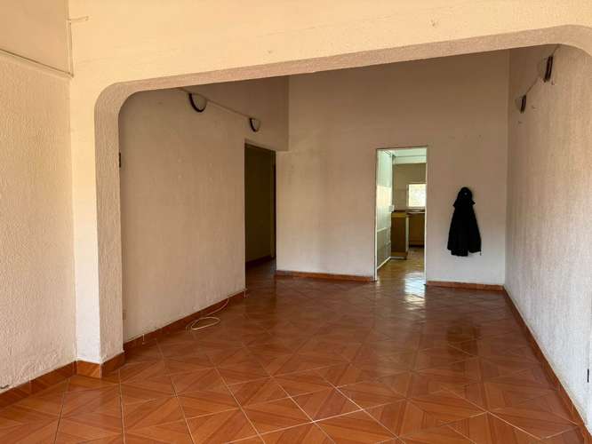 BUSCAS ARRENDAR CASA 1PISO, ACA EN QUILLOTA LO ENCAUNETRAS